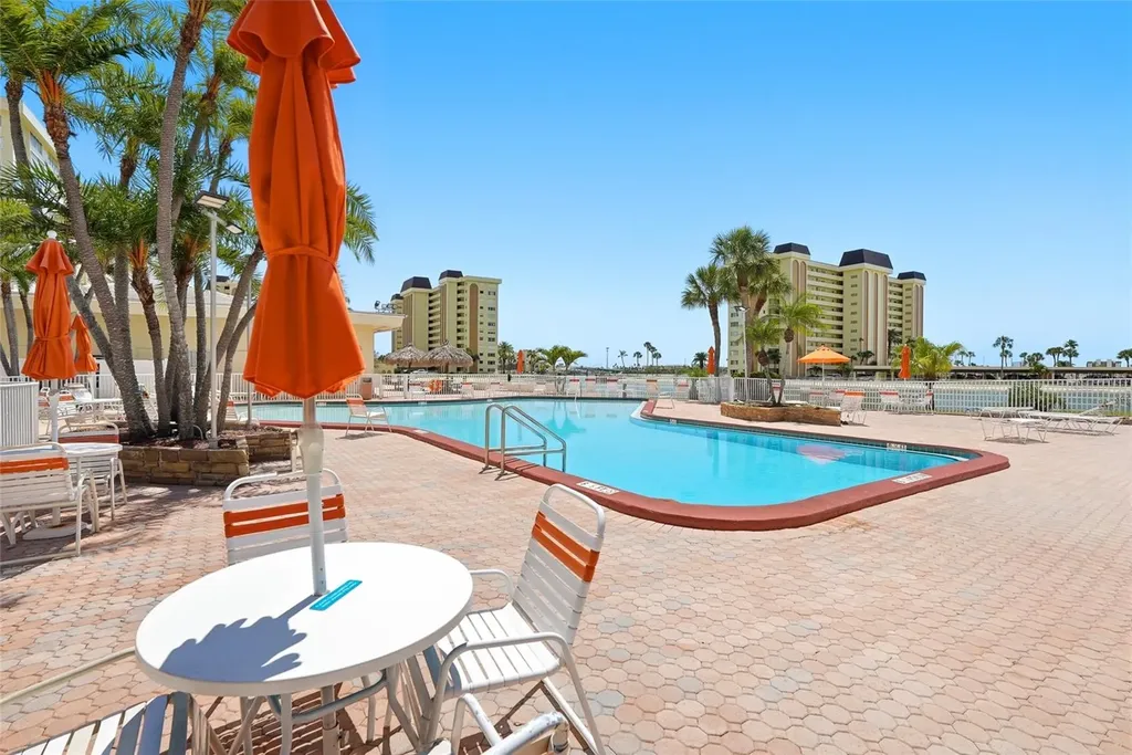 4780 Cove Circle St Petersburg FL 33708