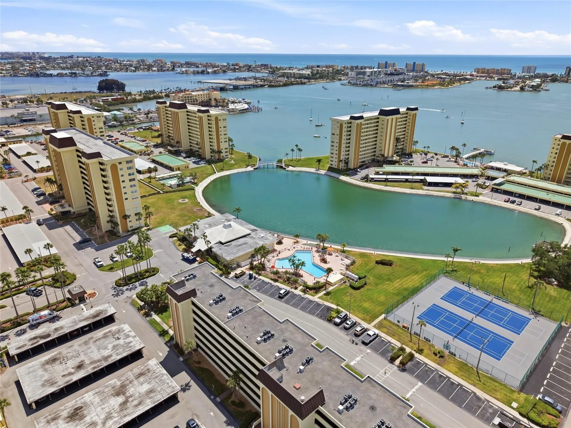 4780 Cove Circle St Petersburg FL 33708