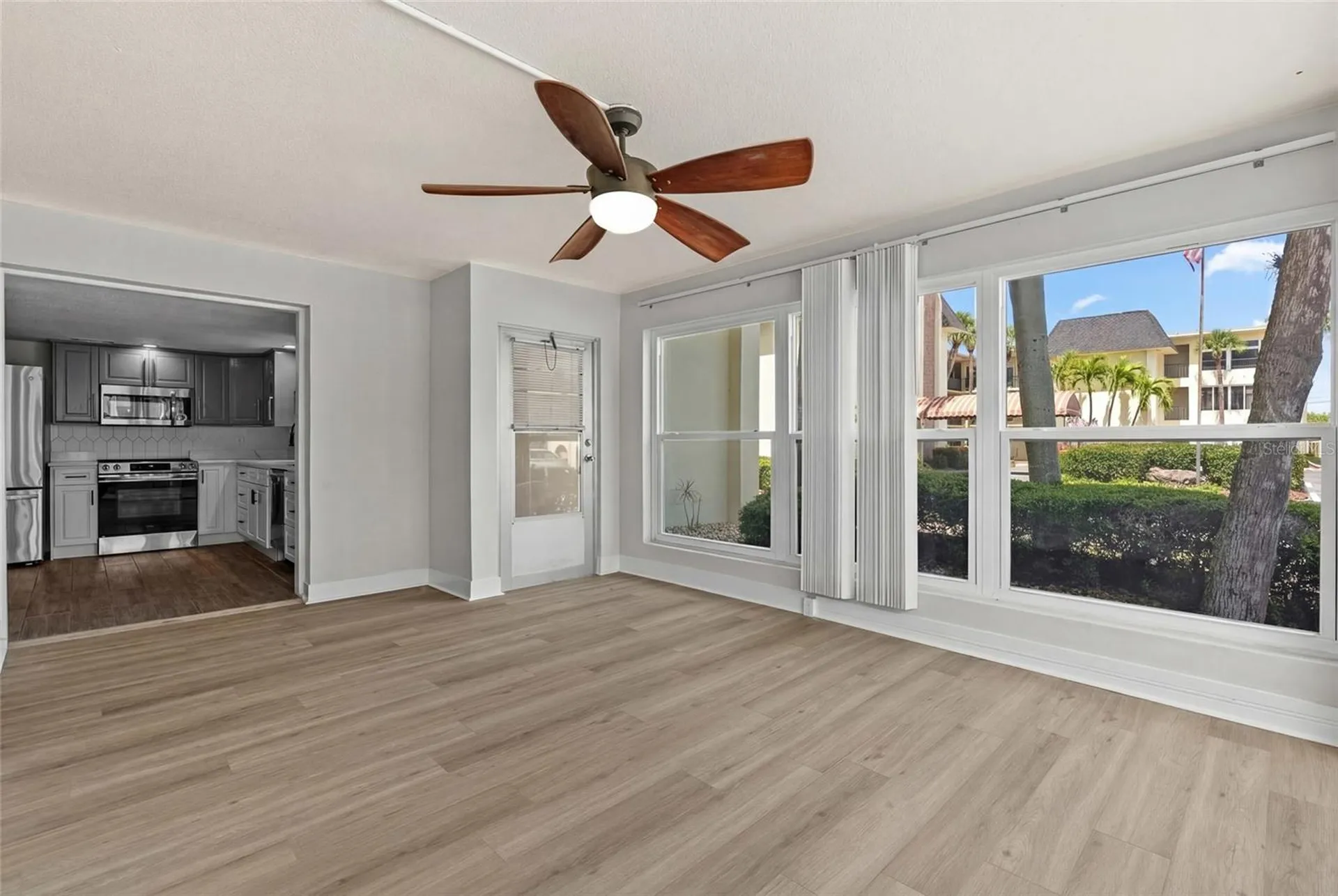 4780 Cove Circle St Petersburg FL 33708
