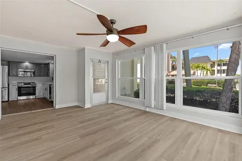 4780 Cove Circle St Petersburg FL 33708