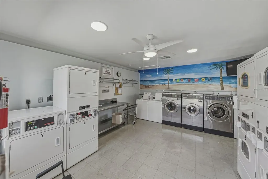 801 83rd Avenue N St Petersburg FL 33702