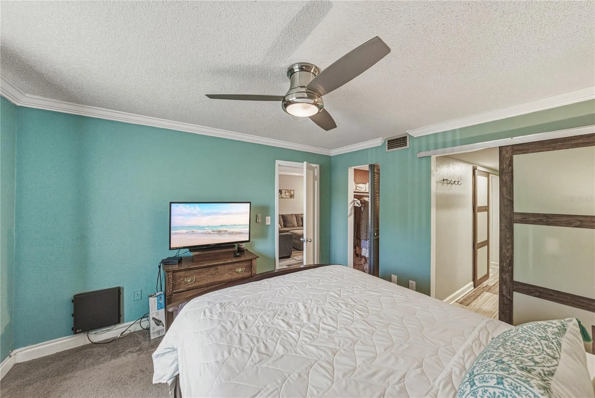801 83rd Avenue N St Petersburg FL 33702