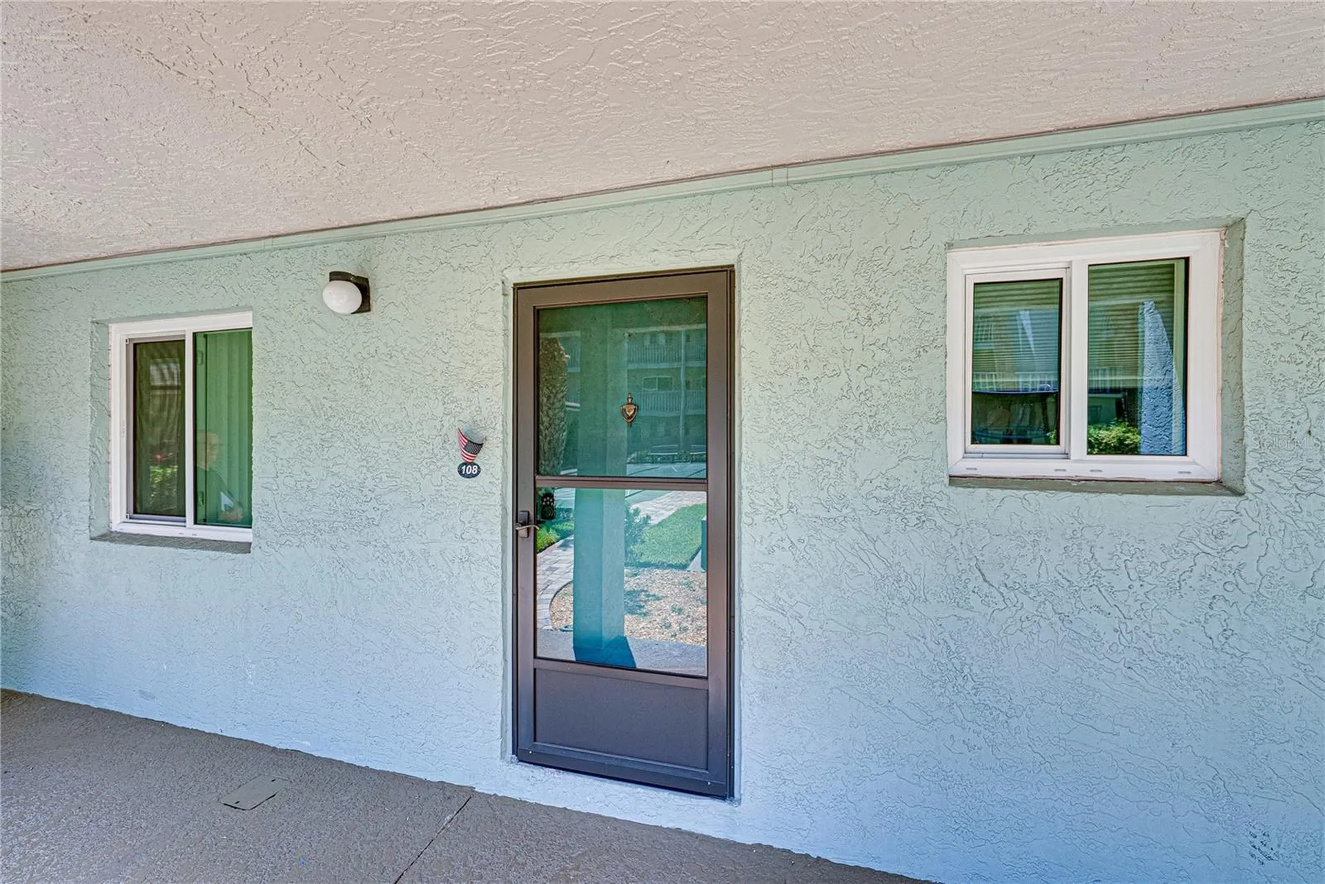 801 83rd Avenue N St Petersburg FL 33702