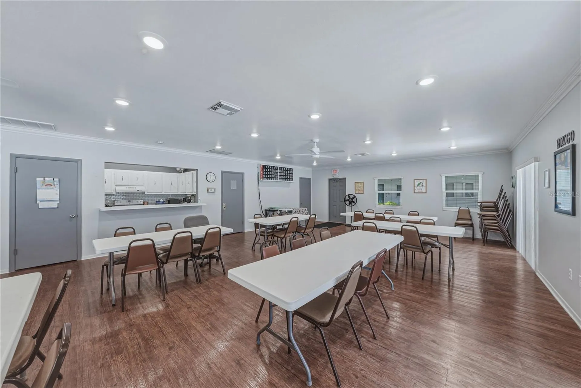 801 83rd Avenue N St Petersburg FL 33702