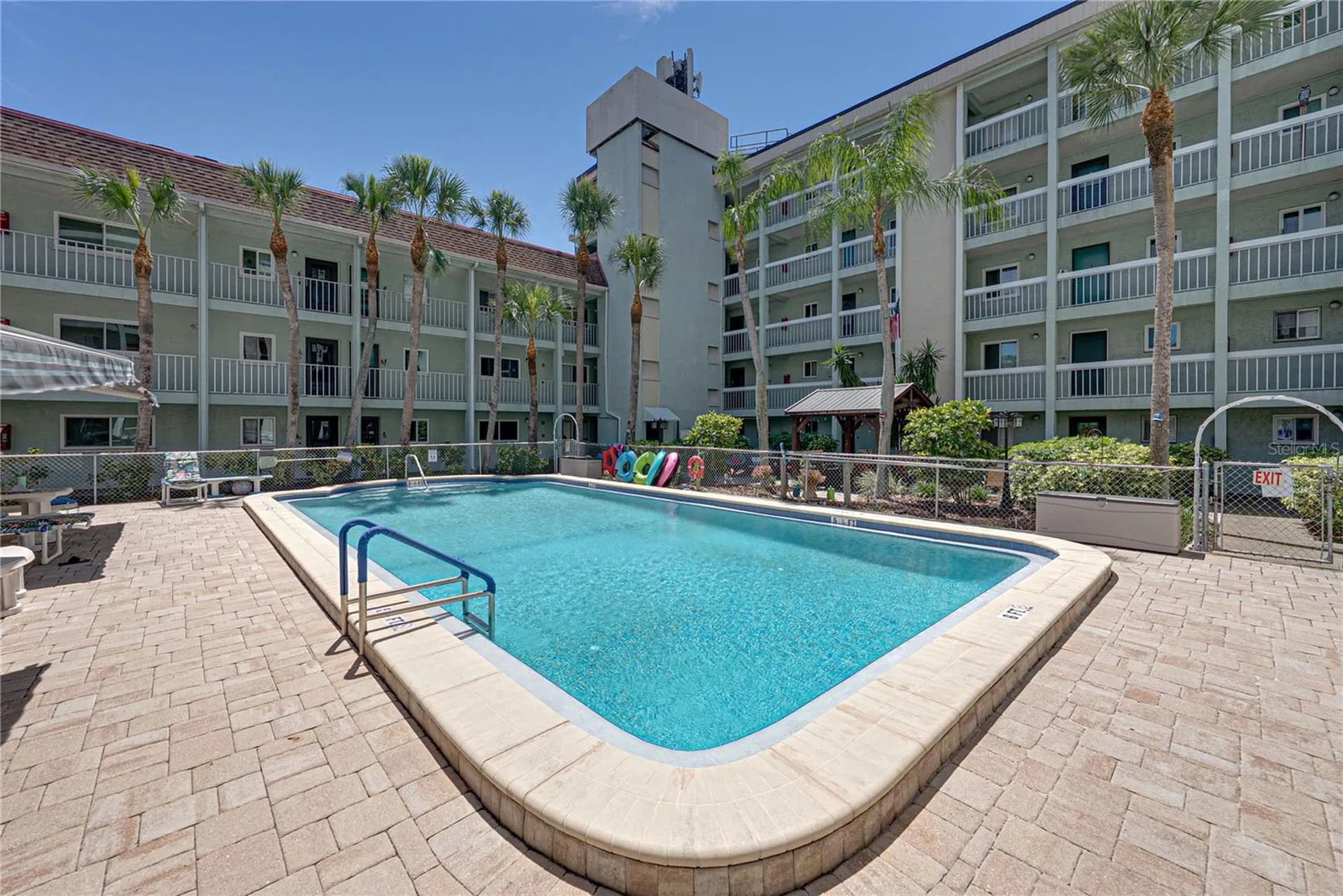 801 83rd Avenue N St Petersburg FL 33702
