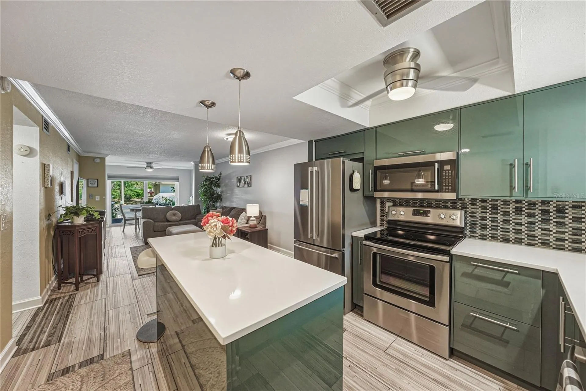 801 83rd Avenue N St Petersburg FL 33702