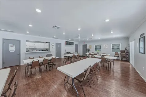 801 83rd Avenue N St Petersburg FL 33702