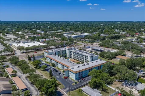 801 83rd Avenue N St Petersburg FL 33702
