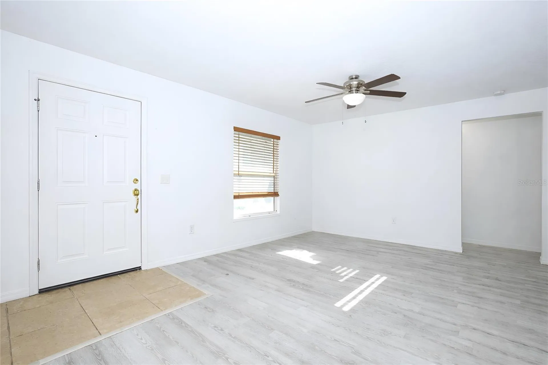 1068 Mayflower Avenue Deltona FL 32725