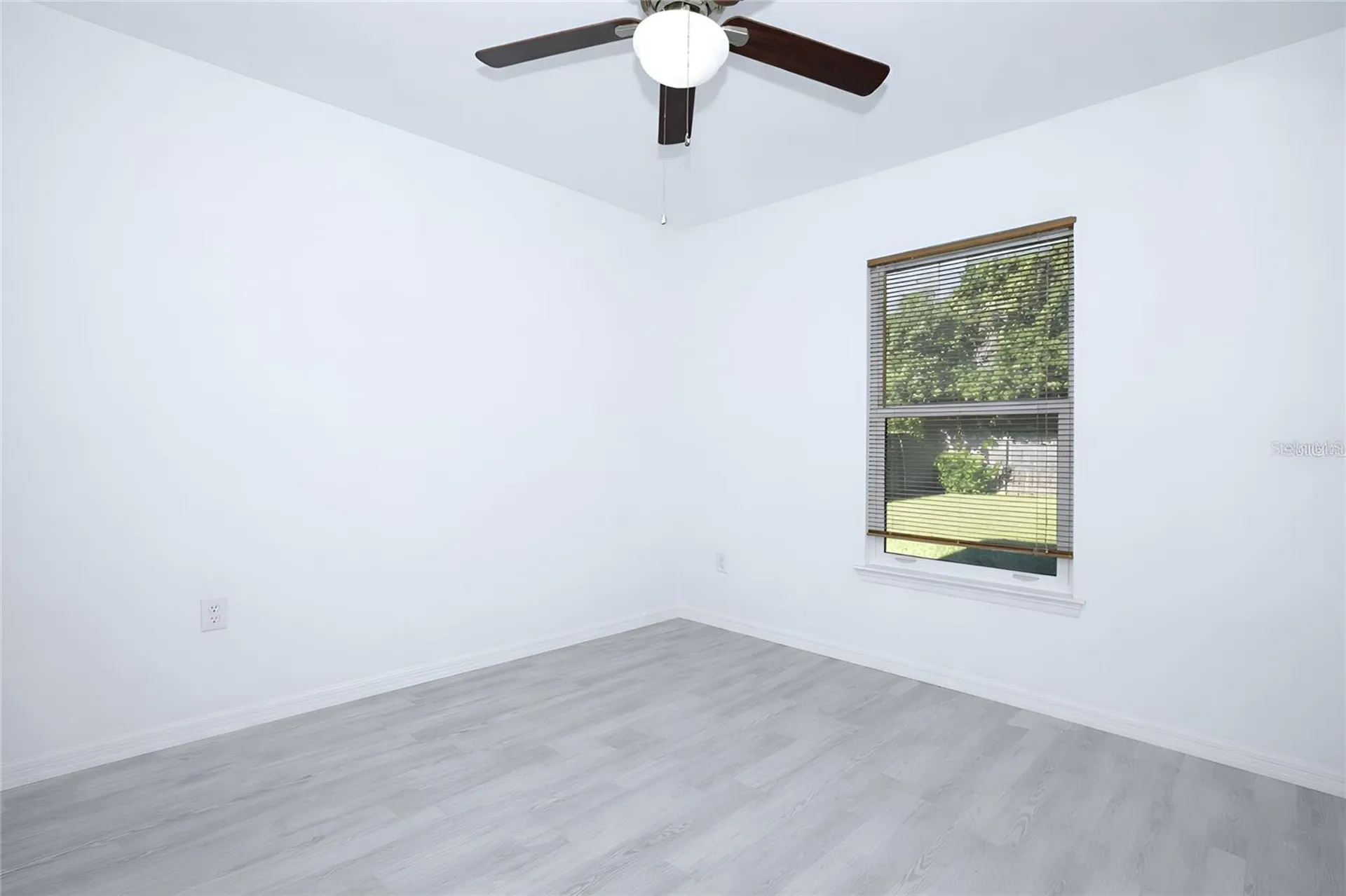 1068 Mayflower Avenue Deltona FL 32725