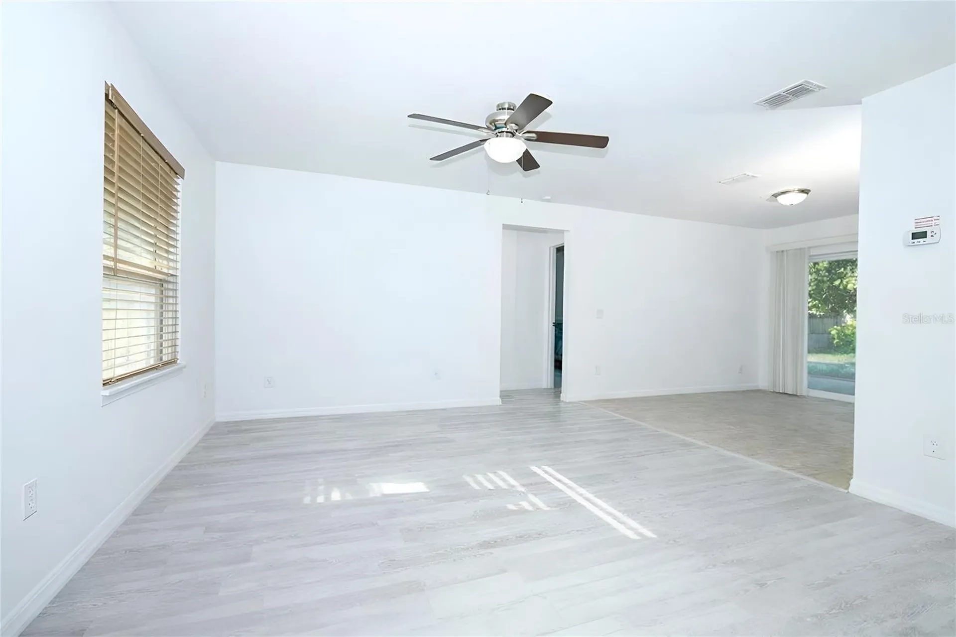 1068 Mayflower Avenue Deltona FL 32725
