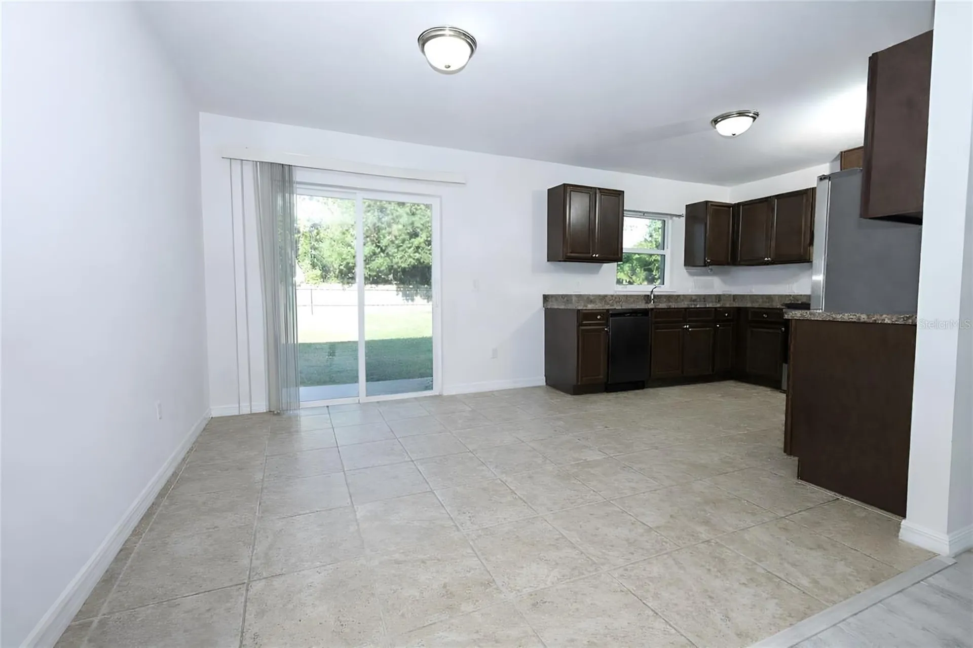 1068 Mayflower Avenue Deltona FL 32725