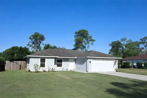 1068 Mayflower Avenue Deltona FL 32725