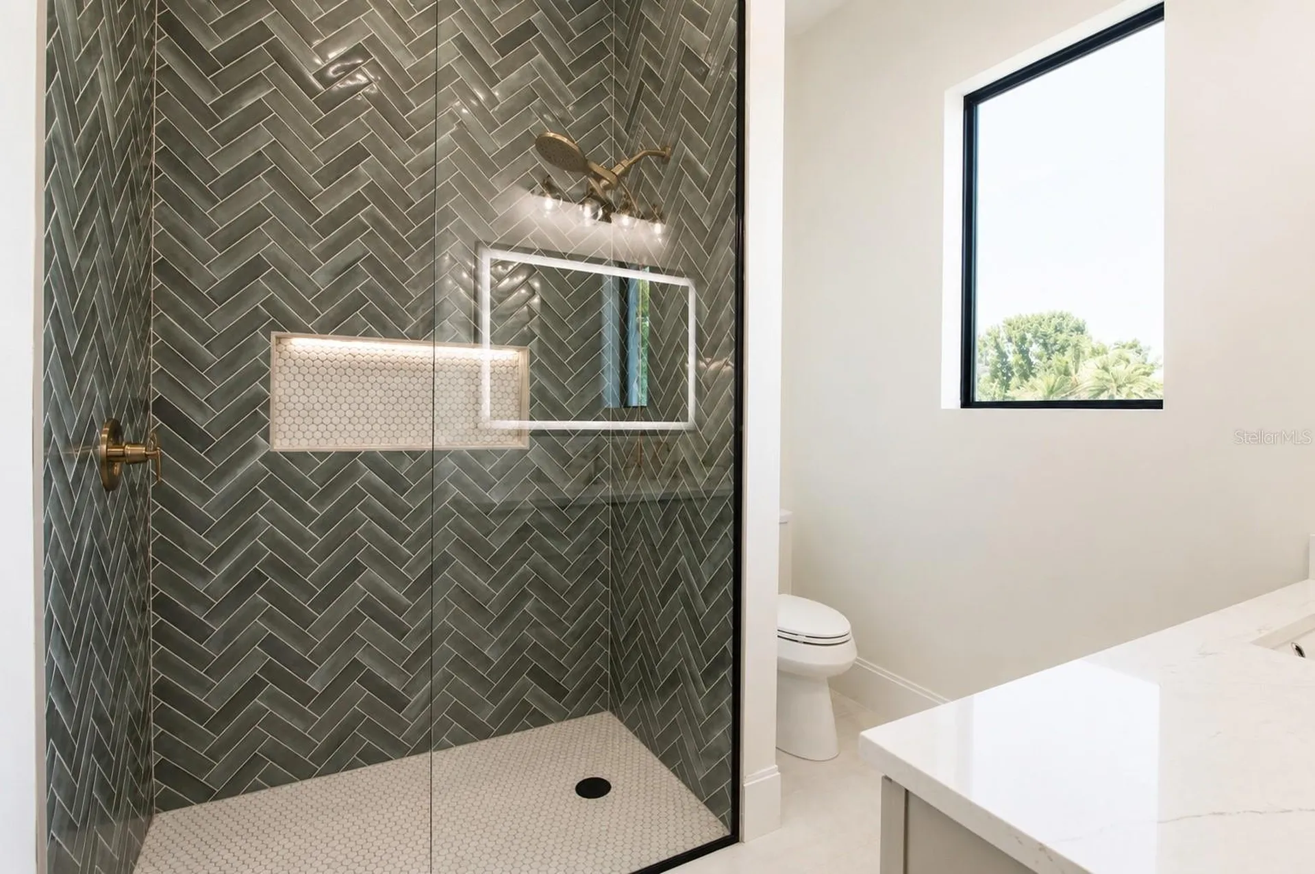 2121 Clematis Court Sarasota FL 34237
