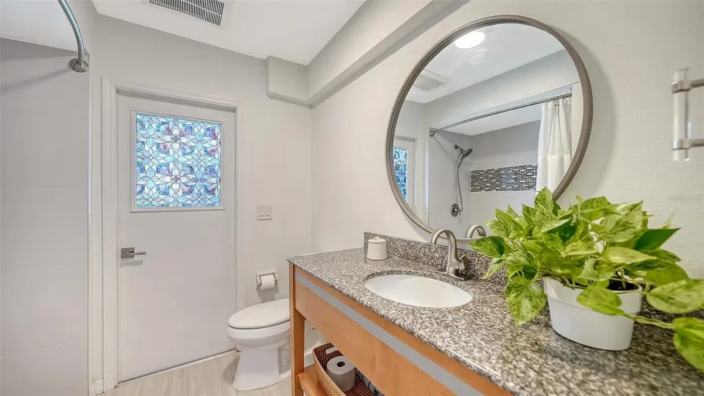6988 Country Lakes Circle Sarasota FL 34243