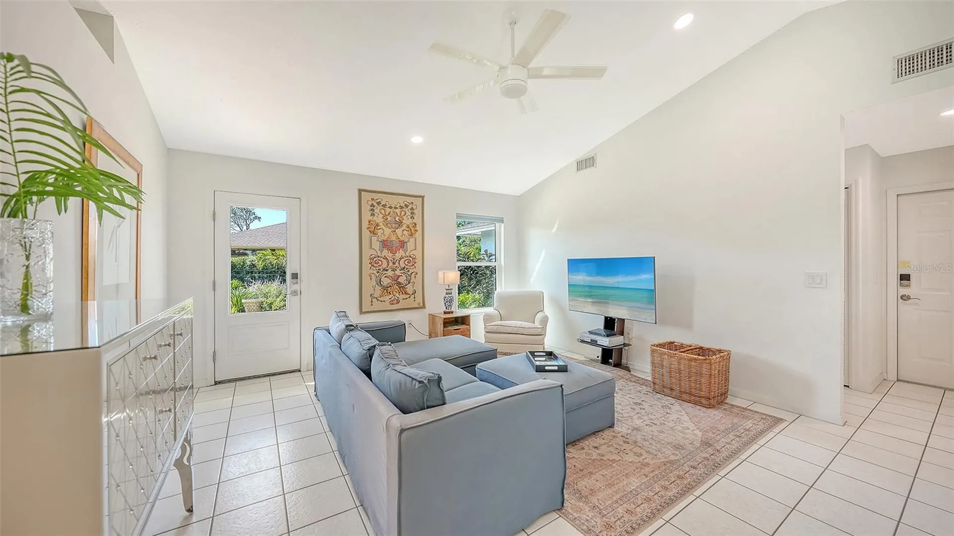 6988 Country Lakes Circle Sarasota FL 34243