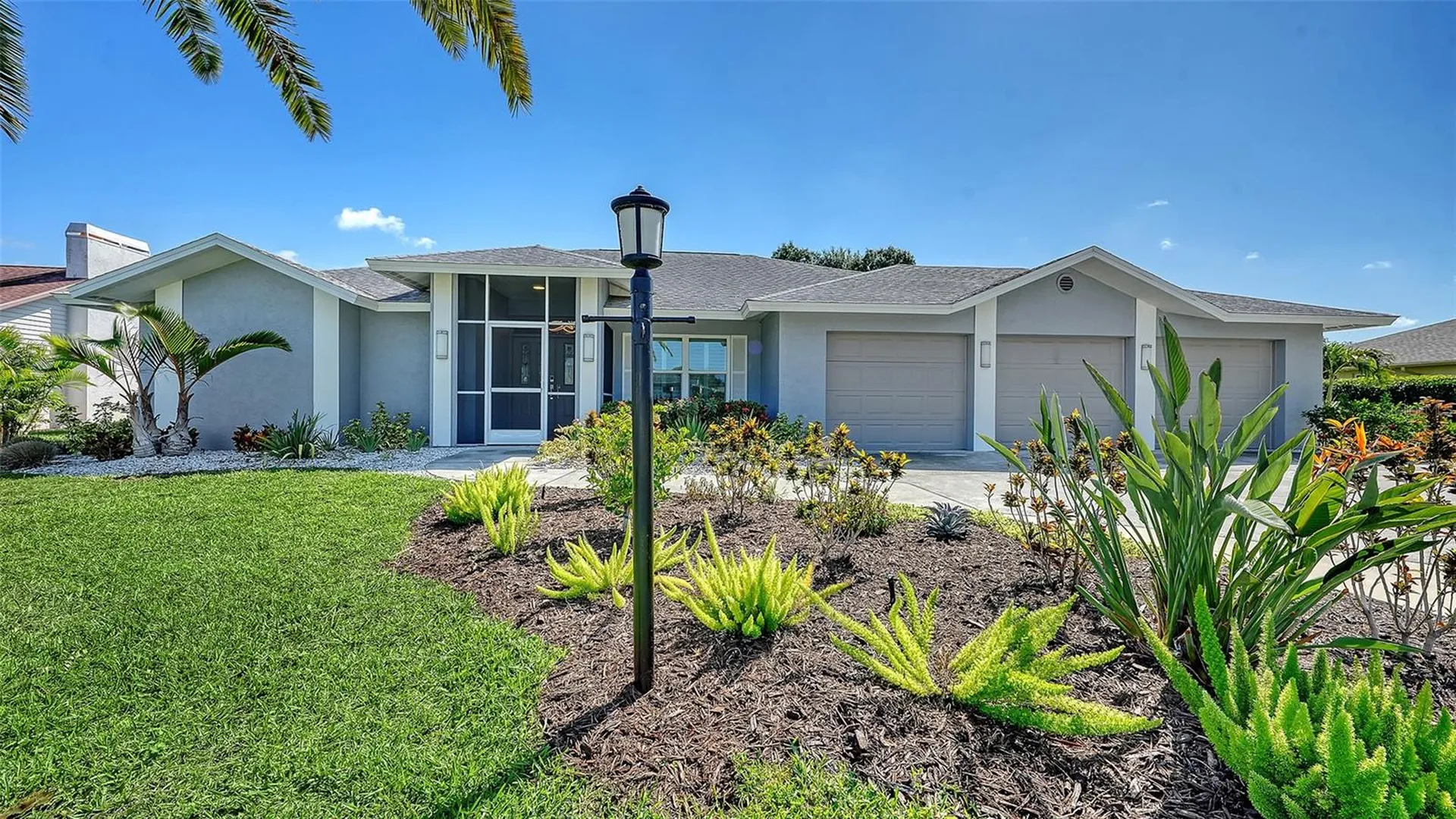 6988 Country Lakes Circle Sarasota FL 34243