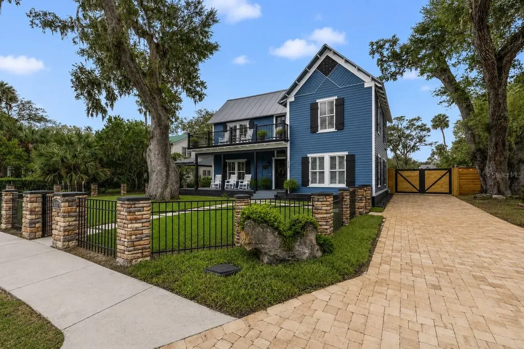 532 Faulkner Street New Smyrna Beach FL 32168