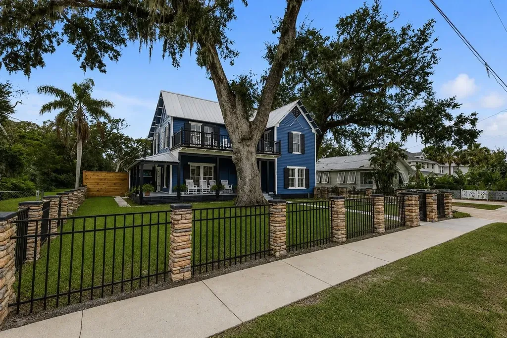 532 Faulkner Street New Smyrna Beach FL 32168