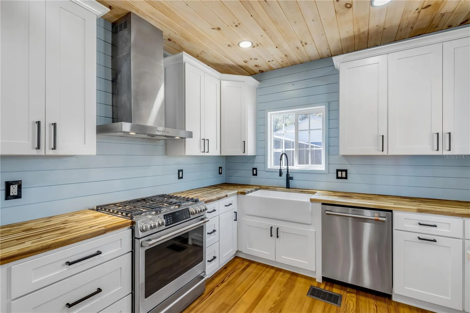 532 Faulkner Street New Smyrna Beach FL 32168