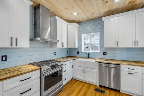 532 Faulkner Street New Smyrna Beach FL 32168