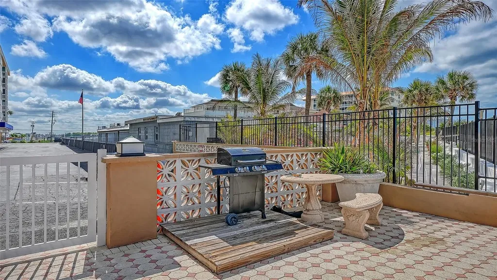 1255 Tarpon Center Drive Venice FL 34285
