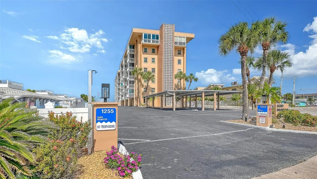 1255 Tarpon Center Drive Venice FL 34285