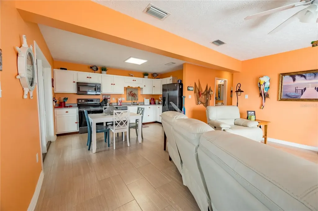 200/202 NE 205th Street Suwannee FL 32692