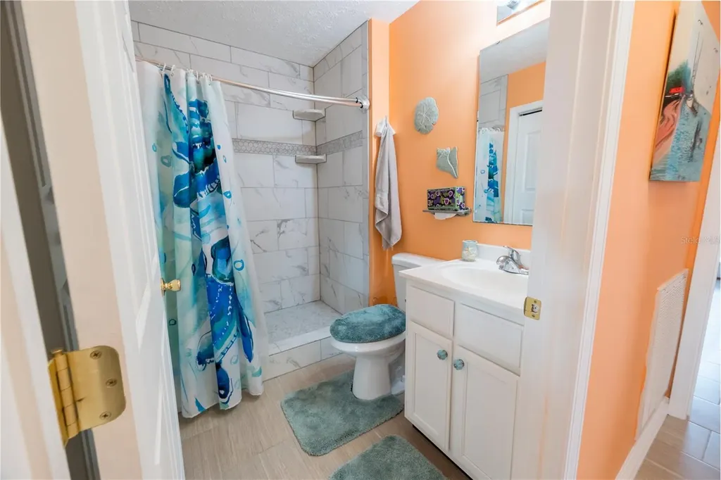 200/202 NE 205th Street Suwannee FL 32692