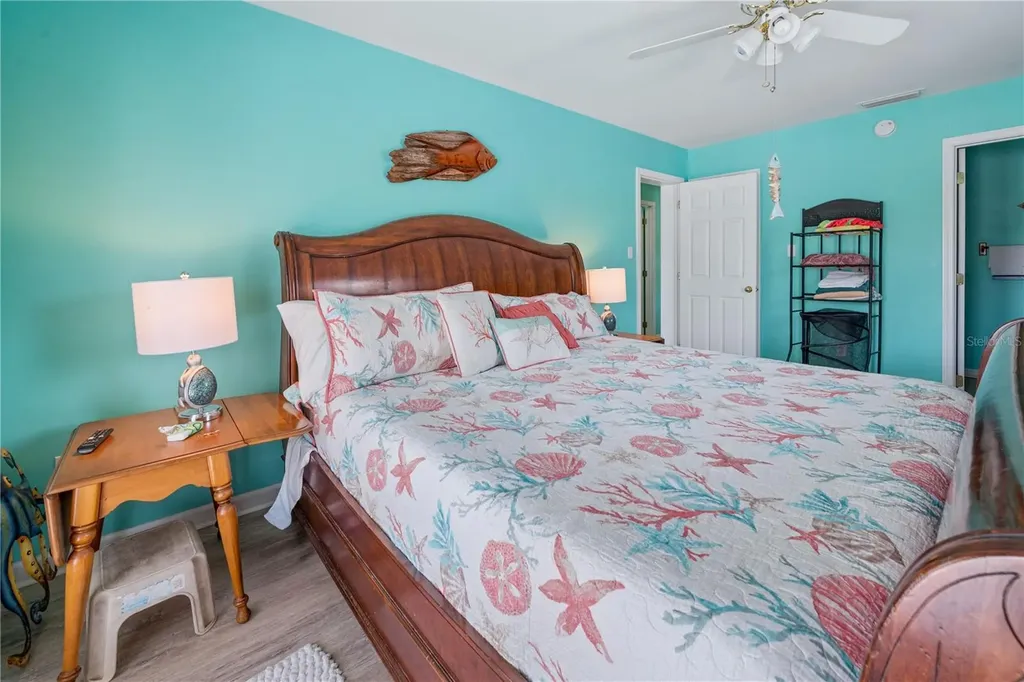 200/202 NE 205th Street Suwannee FL 32692