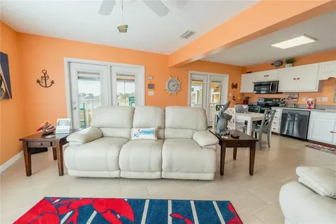 200/202 NE 205th Street Suwannee FL 32692