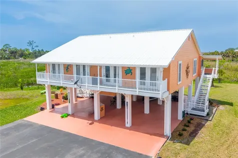 200/202 NE 205th Street Suwannee FL 32692