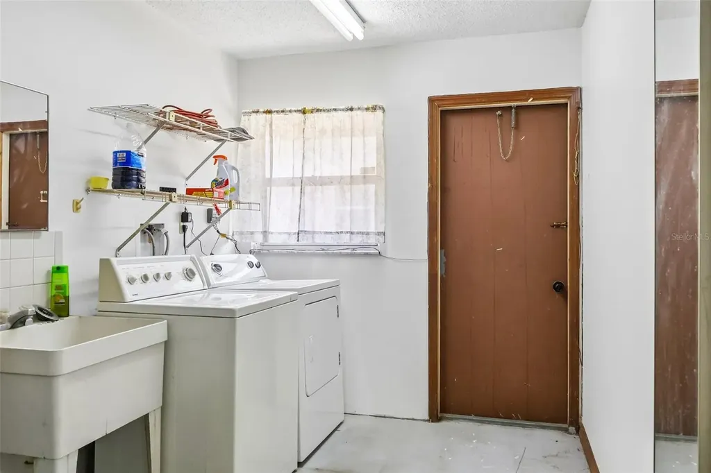 4355 Watermill Avenue Orlando FL 32817