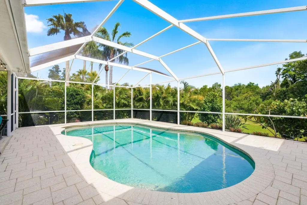 1796 Painted Bunting Circle Palm Harbor FL 34683