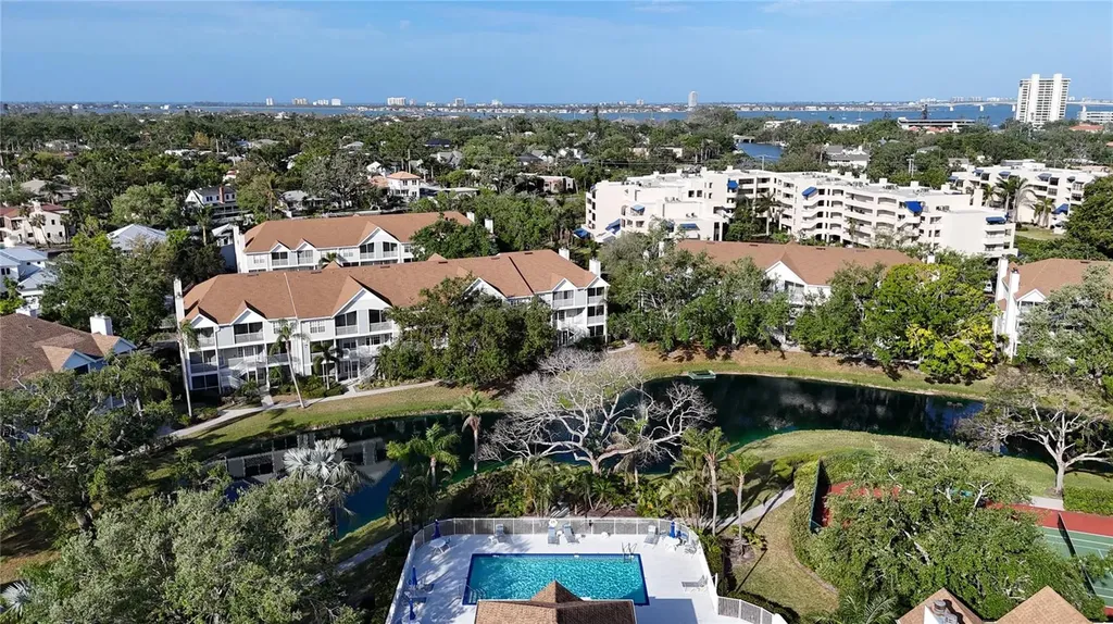 850 S Tamiami Trail Sarasota FL 34236