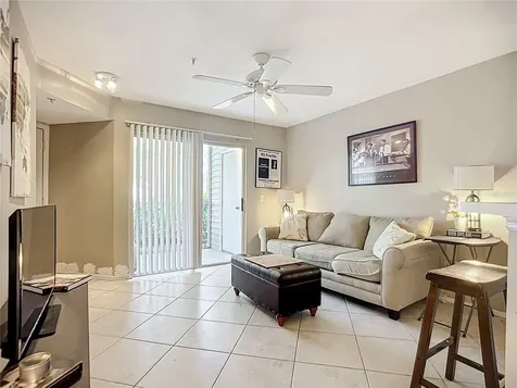 850 S Tamiami Trail Sarasota FL 34236