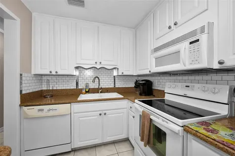 2700 Bayshore Boulevard Dunedin FL 34698