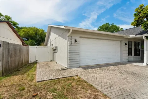 7900 Cayuga Drive New Port Richey FL 34653