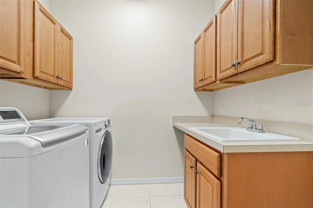 7806 Drayton Circle Bradenton FL 34201