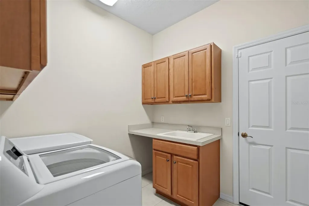 7806 Drayton Circle Bradenton FL 34201