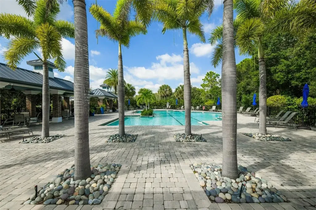 7806 Drayton Circle Bradenton FL 34201