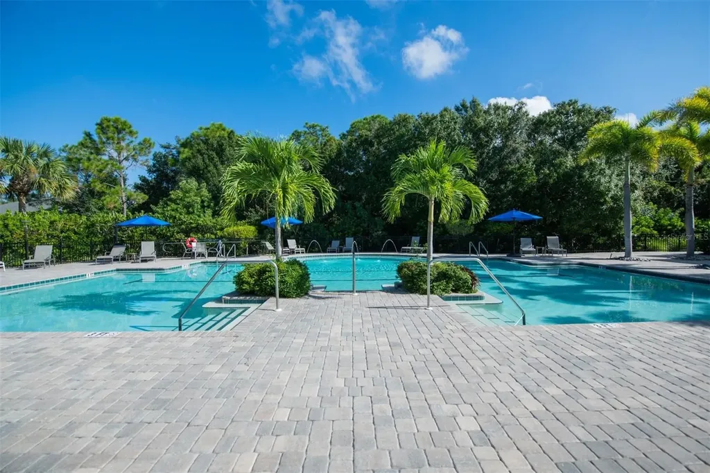 7806 Drayton Circle Bradenton FL 34201