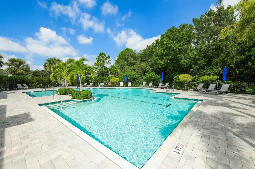 7806 Drayton Circle Bradenton FL 34201