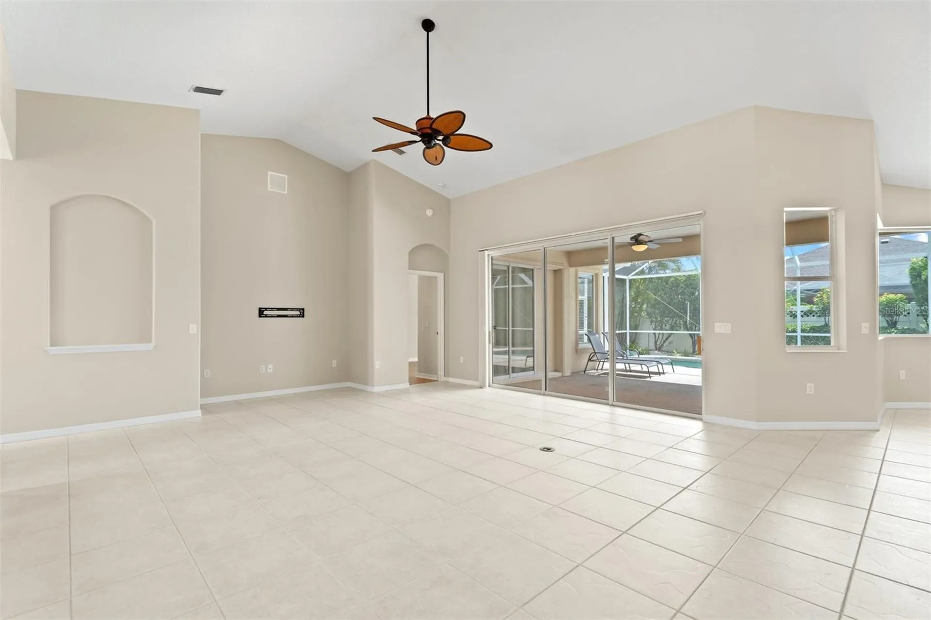 7806 Drayton Circle Bradenton FL 34201