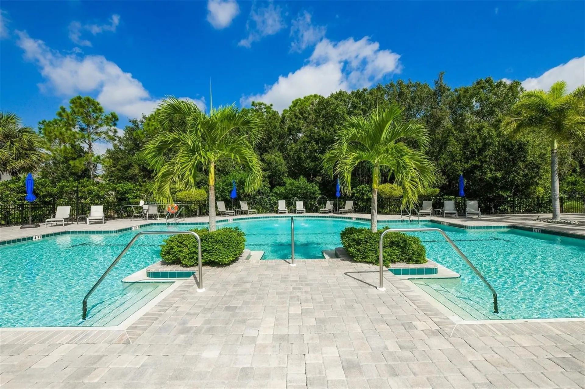 7806 Drayton Circle Bradenton FL 34201