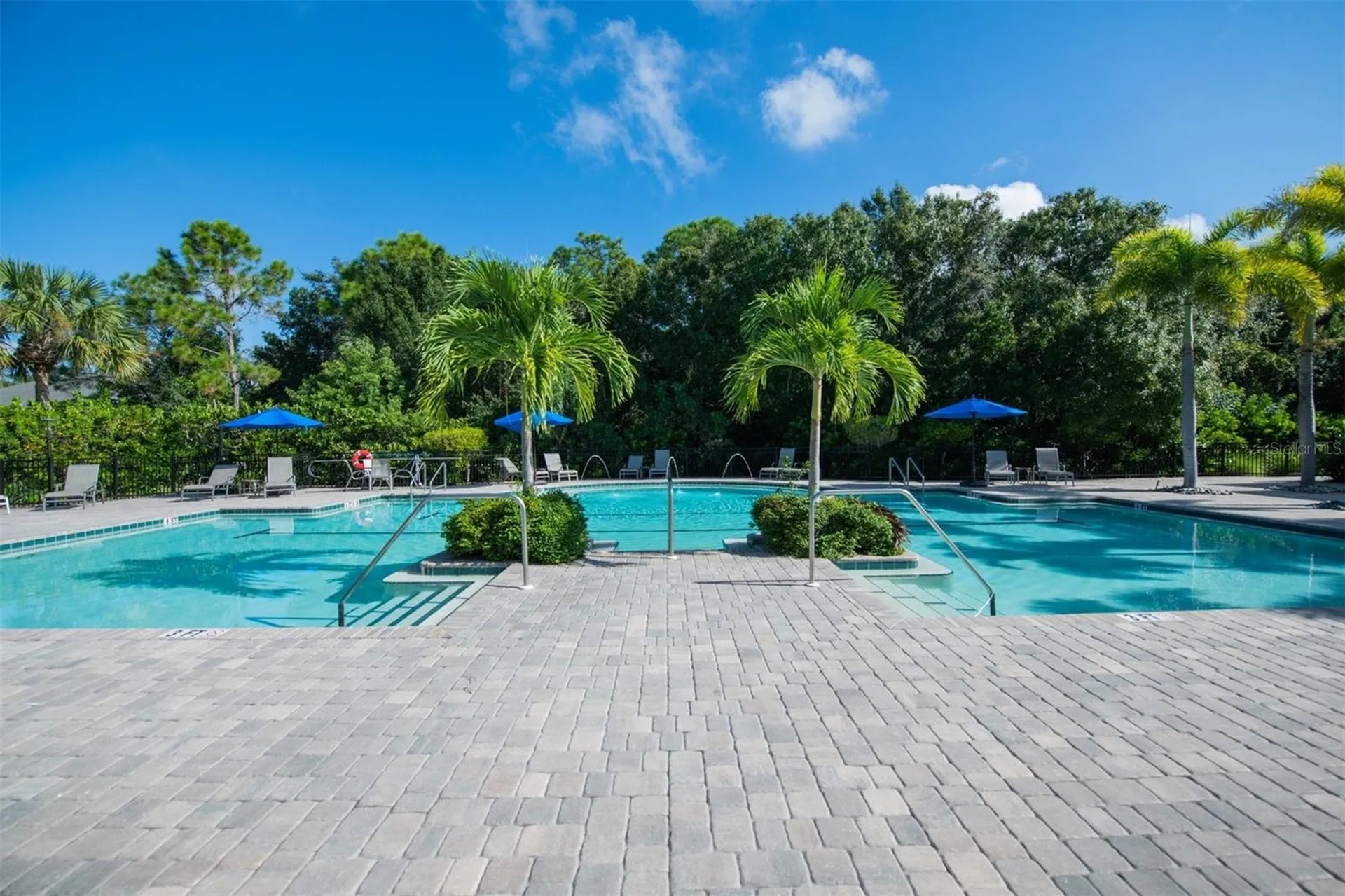 7806 Drayton Circle Bradenton FL 34201