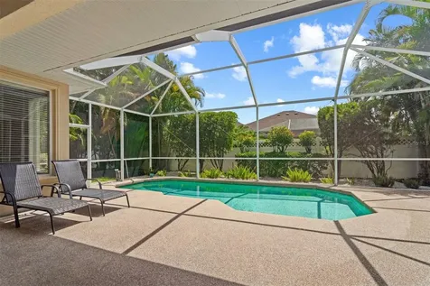 7806 Drayton Circle Bradenton FL 34201