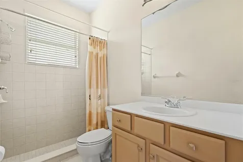 7806 Drayton Circle Bradenton FL 34201