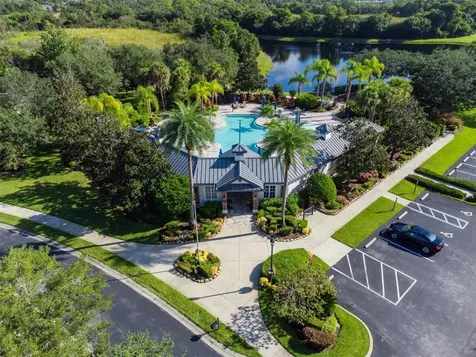 7806 Drayton Circle Bradenton FL 34201