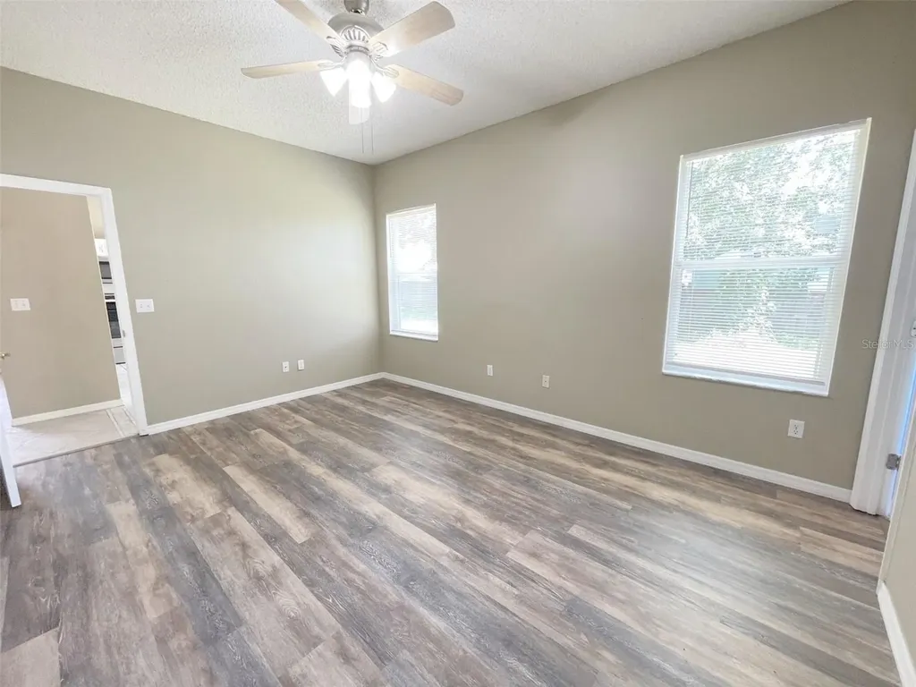 12751 Woodbury Oaks Drive Orlando FL 32828